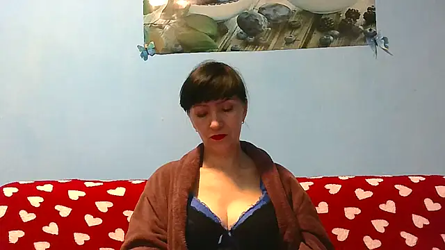 Snapshot of IffetLove42 chatting on 04/10/26, 06:34 IffetLove42 online show from 04/10/26, 06:34