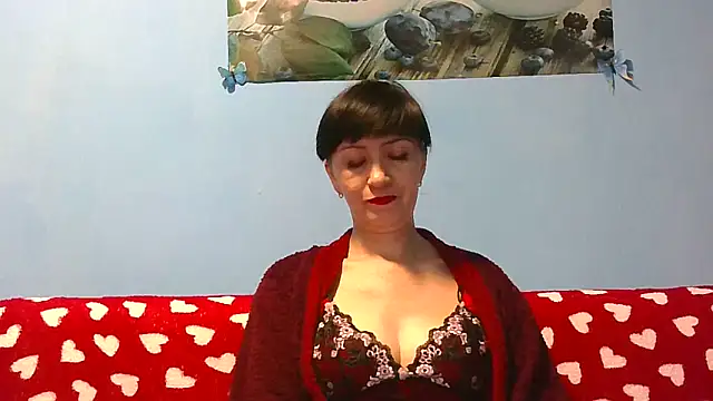 Snapshot of IffetLove42 chatting on 04/16/26, 08:20 IffetLove42 online show from 04/16/26, 08:20