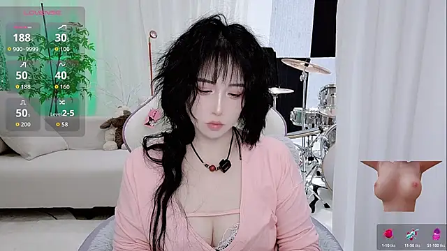 Snapshot of Anastasia-Zhen0 chatting on 10/29/25, 02:41 Anastasia-Zhen0 online show from 10/29/25, 02:41