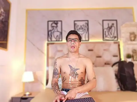 Snapshot of Andrew_Haalls chatting on 03/16/26, 11:20 Andrew Haalls online show from 03/16/26, 11:20