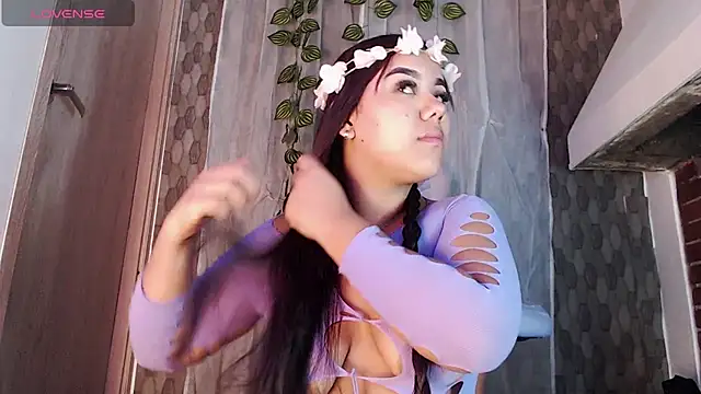 Snapshot of amandacanelacm chatting on 03/13/26, 01:12 amandacanelacm online show from 03/13/26, 01:12