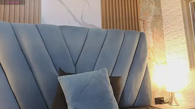 Salome cruxx online show from 04/15/26, 12:01