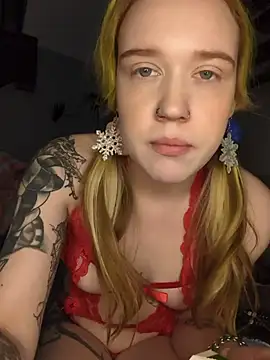 Snapshot of mattiethebaddieee chatting on 02/04/26, 02:50 mattiethebaddieee online show from 02/04/26, 02:50