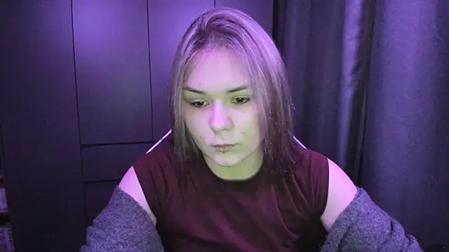 sophia lix online show from 11/30/25, 10:08