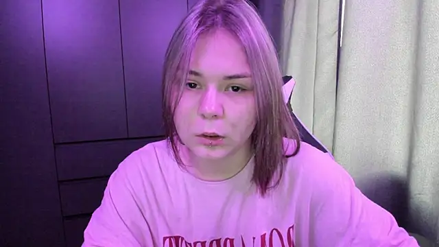 sophia lix online show from 12/03/25, 08:00