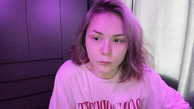 sophia lix online show from 12/18/25, 04:29