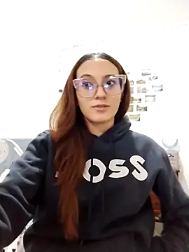 bellastorme04 online show from 05/08/26, 02:50