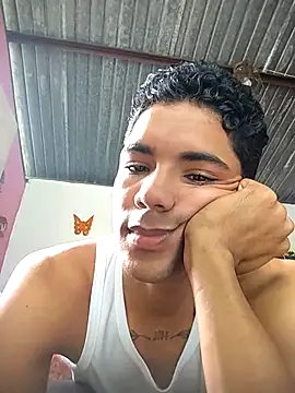 Alex Sweeting online show from 11/25/25, 06:41