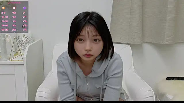 Snapshot of -Yoru- chatting on 02/12/26, 06:30 -Yoru- online show from 02/12/26, 06:30