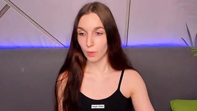 Snapshot of Eva__Blare chatting on 11/08/25, 02:01 Eva Blare online show from 11/08/25, 02:01