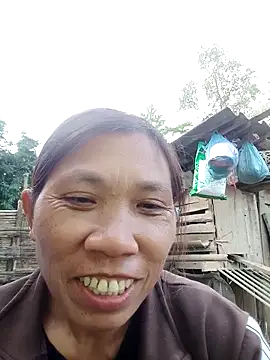 bella-la online show from 11/15/25, 09:39