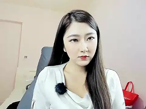 Snapshot of wanre521 chatting on 10/30/25, 12:39 wanre521 online show from 10/30/25, 12:39