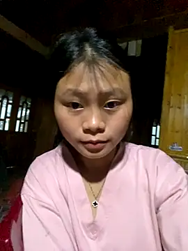 Sophia-123 online show from 10/31/25, 11:28