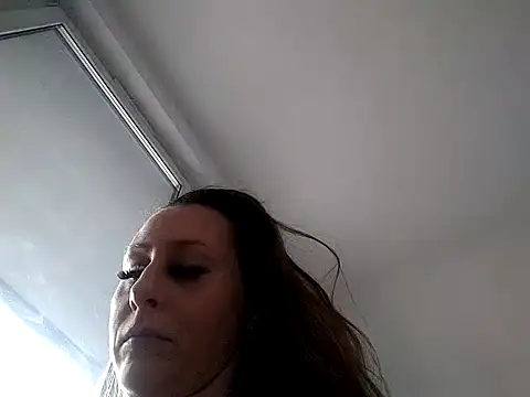 Snapshot of Anneta280671 chatting on 04/24/26, 11:23 Anneta280671 online show from 04/24/26, 11:23