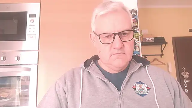 Snapshot of Diegoriv71 chatting on 02/08/26, 09:02 Diegoriv71 online show from 02/08/26, 09:02