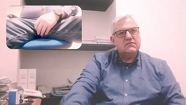 Snapshot of Diegoriv71 chatting on 02/10/26, 01:37 Diegoriv71 online show from 02/10/26, 01:37