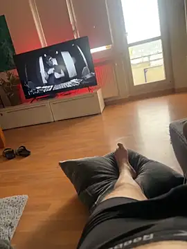 Snapshot of edgarmachtsderbe chatting on 10/28/25, 08:29 edgarmachtsderbe online show from 10/28/25, 08:29