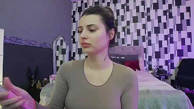 Snapshot of venusinylons chatting on 11/09/25, 10:24 venusinylons online show from 11/09/25, 10:24