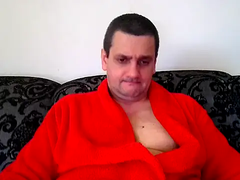 Snapshot of Alex-Naturista chatting on 04/29/26, 06:58 Alex-Naturista online show from 04/29/26, 06:58