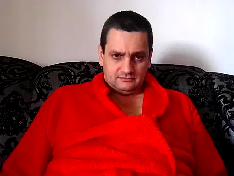 Snapshot of Alex-Naturista chatting on 05/04/26, 02:35 Alex-Naturista online show from 05/04/26, 02:35
