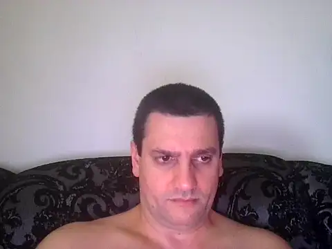 Snapshot of Alex-Naturista chatting on 05/05/26, 07:11 Alex-Naturista online show from 05/05/26, 07:11