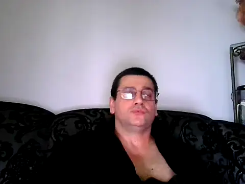 Snapshot of Alex-Naturista chatting on 05/23/26, 07:18 Alex-Naturista online show from 05/23/26, 07:18