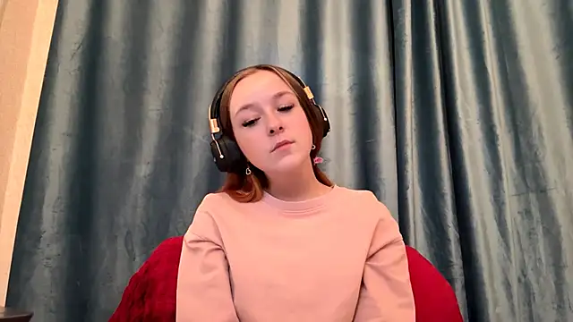 HOTBellakle online show from 10/29/25, 02:19