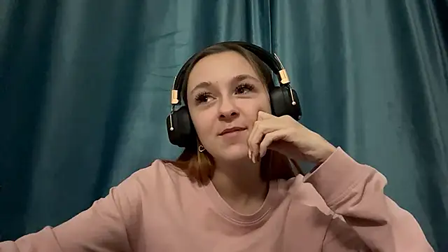 HOTBellakle online show from 11/14/25, 03:11