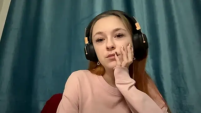 HOTBellakle online show from 11/16/25, 03:06