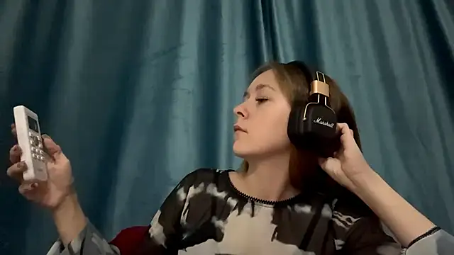 HOTBellakle online show from 11/23/25, 03:12