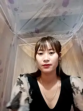 Snapshot of Em_xinh01 chatting on 11/01/25, 10:06 Em xinh01 online show from 11/01/25, 10:06