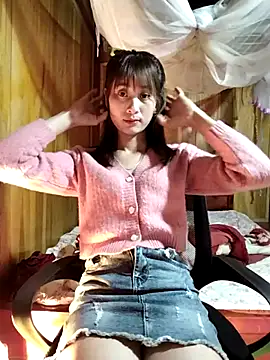 Em xinh01 online show from 12/22/25, 10:56