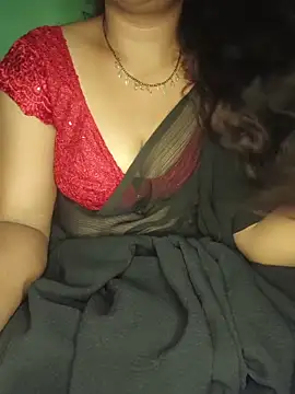 Snapshot of shreyareddy99 chatting on 10/31/25, 03:57 shreyareddy99 online show from 10/31/25, 03:57