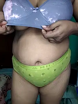 Snapshot of shreyareddy99 chatting on 12/22/25, 05:15 shreyareddy99 online show from 12/22/25, 05:15