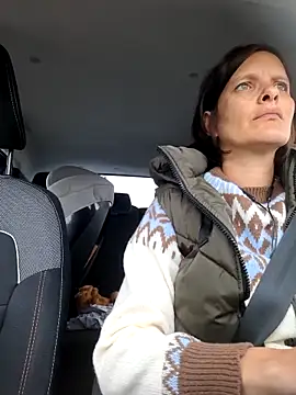 Piediniecollant online show from 05/05/26, 10:01