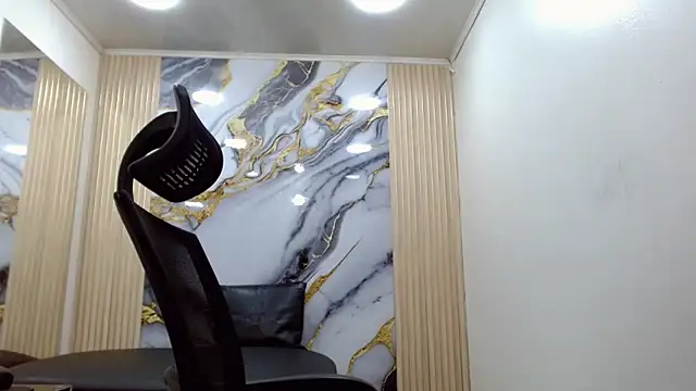 JackMotta01 online show from 10/31/25, 01:28