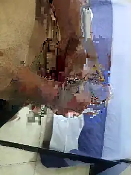 Snapshot of lucasdm17cm- chatting on 10/31/25, 11:22 lucasdm17cm- online show from 10/31/25, 11:22