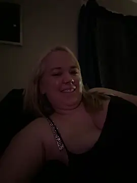 Snapshot of SilverSeductress chatting on 01/10/26, 09:55 SilverSeductress online show from 01/10/26, 09:55