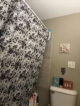 Snapshot of SilverSeductress chatting on 02/09/26, 10:03 SilverSeductress online show from 02/09/26, 10:03