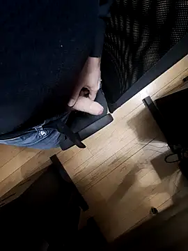 Snapshot of EchoVibe_86 chatting on 11/06/25, 03:13 EchoVibe 86 online show from 11/06/25, 03:13