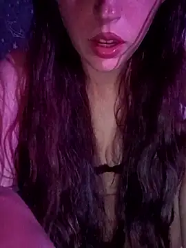 Snapshot of Heavenlyangelforever chatting on 03/16/26, 04:07 Heavenlyangelforever online show from 03/16/26, 04:07