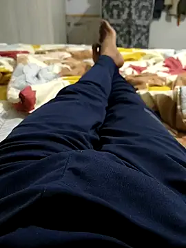 Rajmalhotra 0707 online show from 10/27/25, 06:01