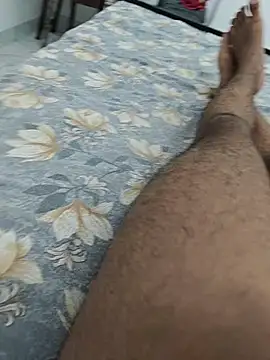 sid268624 online show from 10/27/25, 06:45