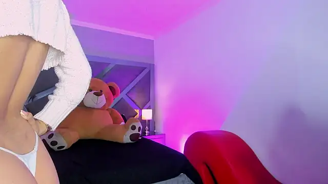 Snapshot of _Sofiewild_ chatting on 03/04/26, 07:20 Sofiewild online show from 03/04/26, 07:20