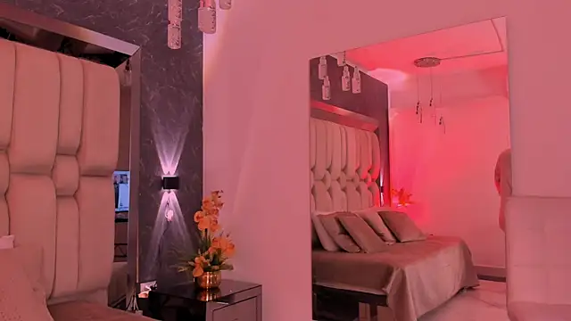 Snapshot of _Sofiewild_ chatting on 03/13/26, 07:42 Sofiewild online show from 03/13/26, 07:42