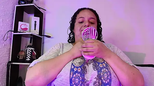 Natasha Amber online show from 11/22/25, 01:54