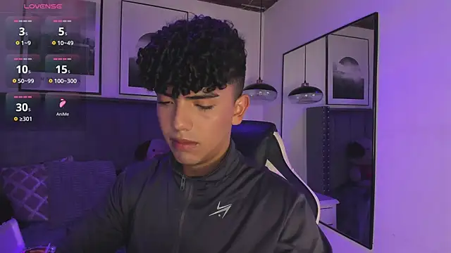 Snapshot of Niick_Twiink chatting on 11/27/25, 07:27 Niick Twiink online show from 11/27/25, 07:27