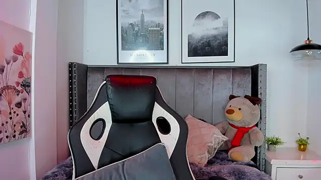 Snapshot of Niick_Twiink chatting on 12/02/25, 07:53 Niick Twiink online show from 12/02/25, 07:53