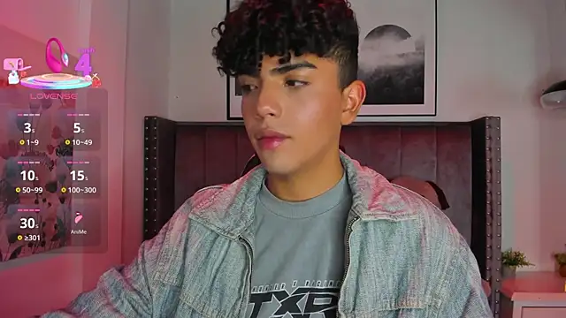 Snapshot of Niick_Twiink chatting on 12/03/25, 07:56 Niick Twiink online show from 12/03/25, 07:56