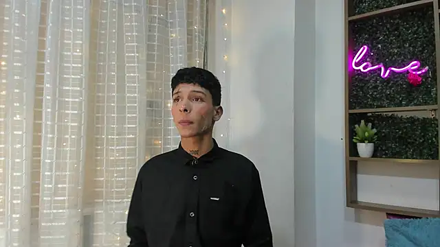 Max Steell online show from 10/31/25, 03:07